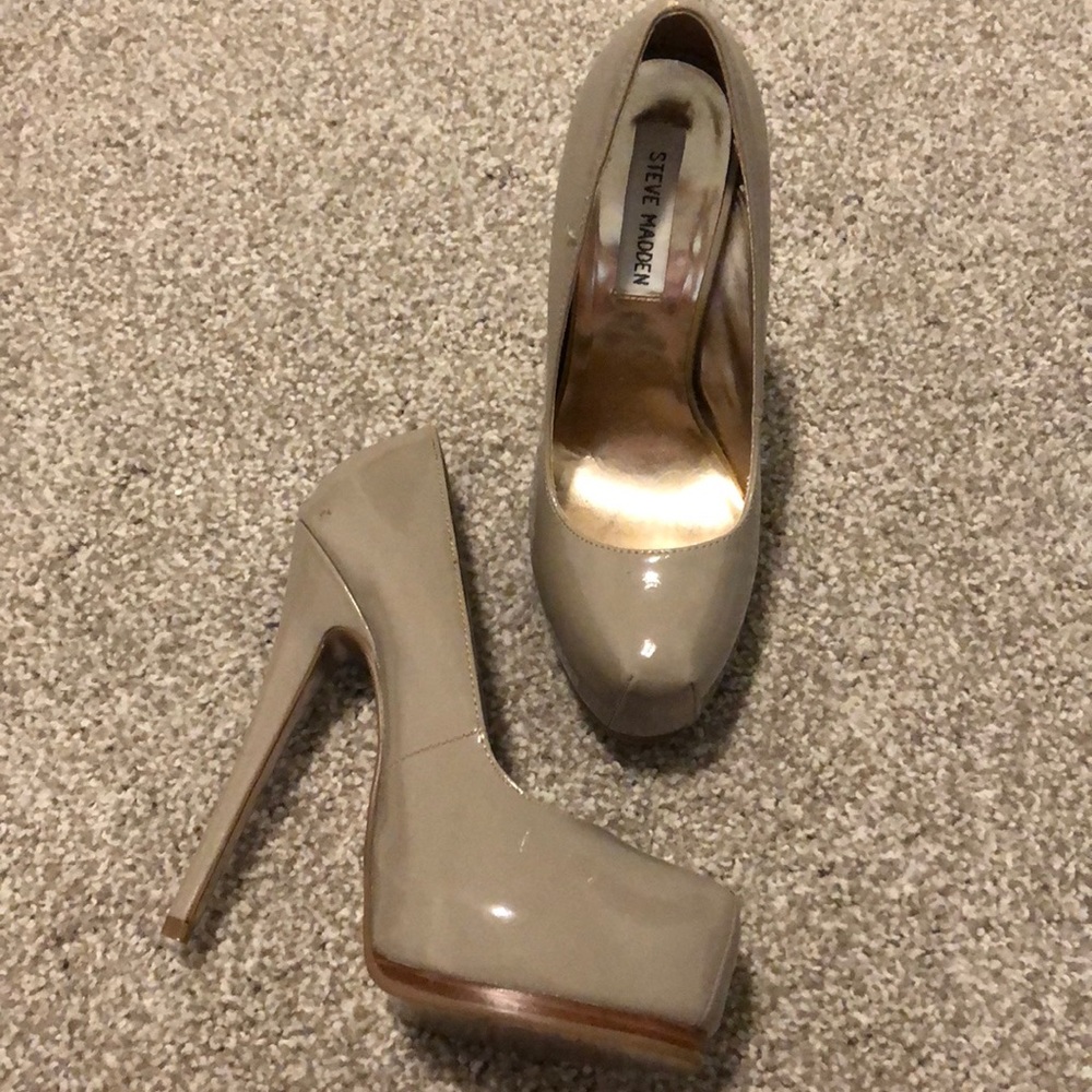 5” tan paten leather heels